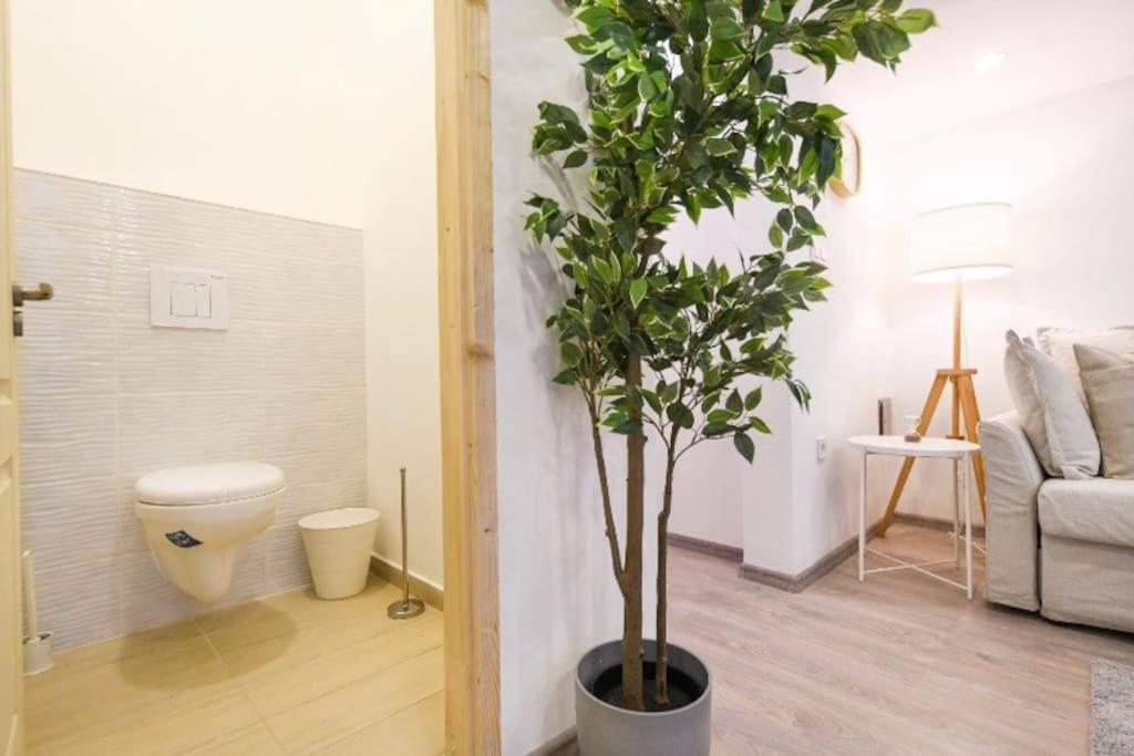 2 Bedroom Flat In Nyar Str., Boutique 부다페스트 외부 사진