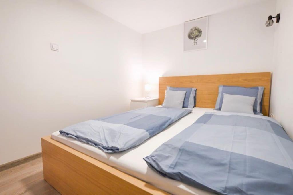2 Bedroom Flat In Nyar Str., Boutique 부다페스트 외부 사진